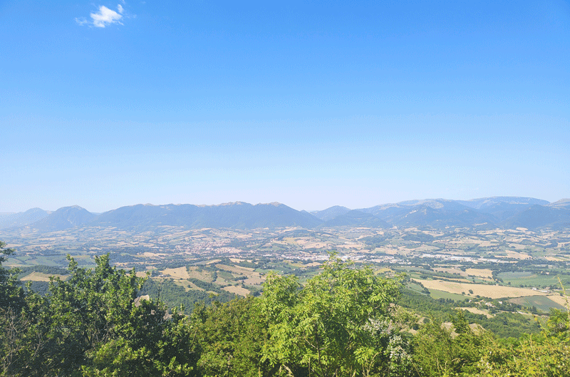 Sinclinale Camerte: la Valle del Verdicchio di Matelica vista dal Monte San Vicino