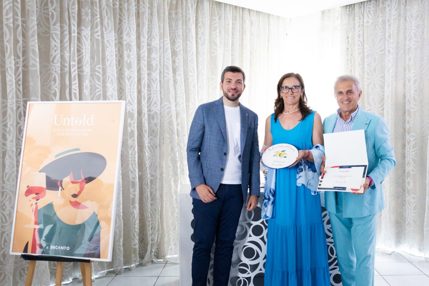Marisa Cuomo e Andrea Ferraioli premiati da Andrea Annunziata per Decanto Untold