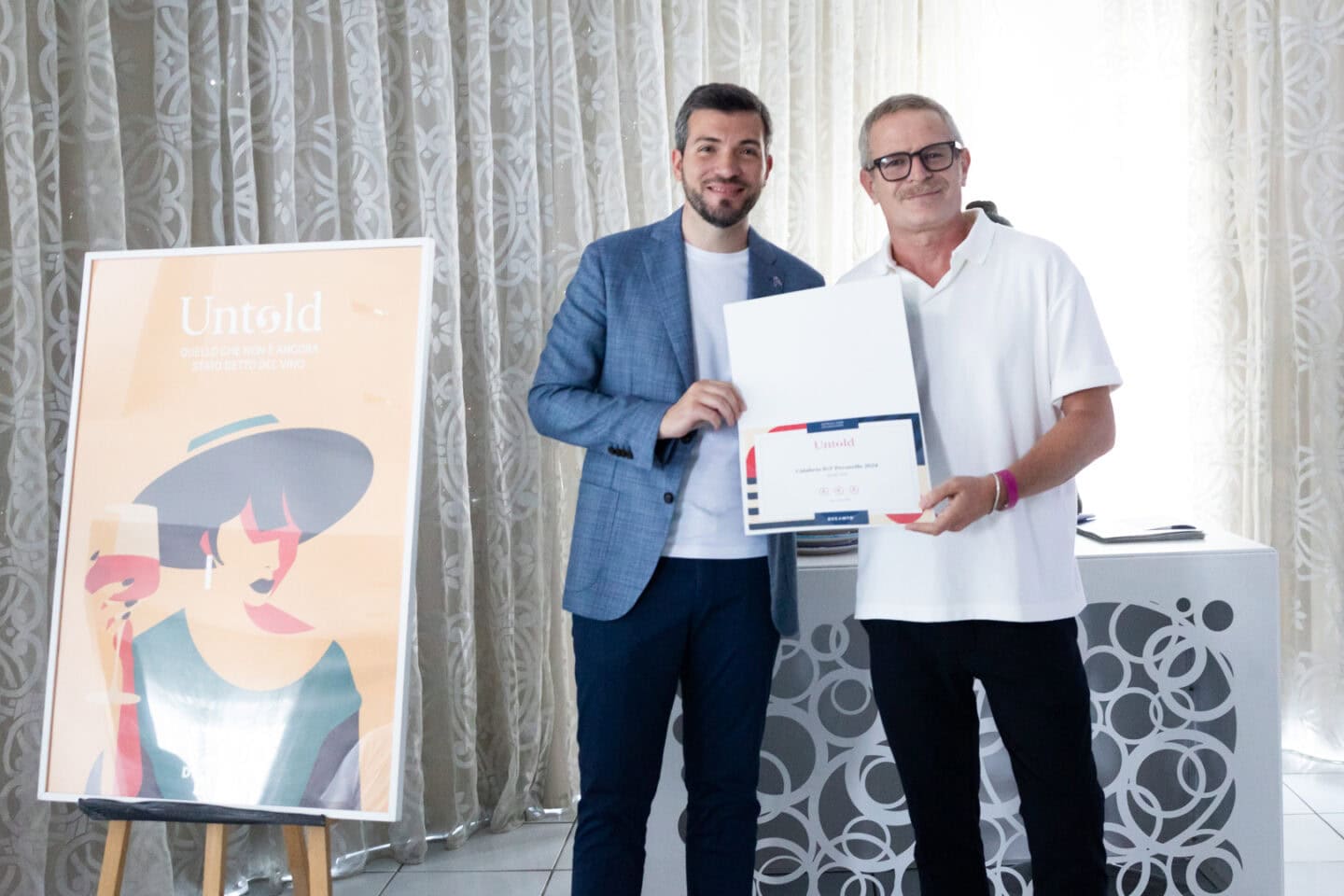 Paolo Ippolito premiato da Andrea Annunziata per Decanto Untold