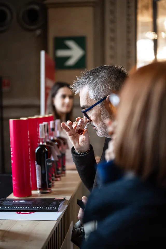 degustazione del vermouth al salone del vermouth di Torino al Museo del Risorgimento