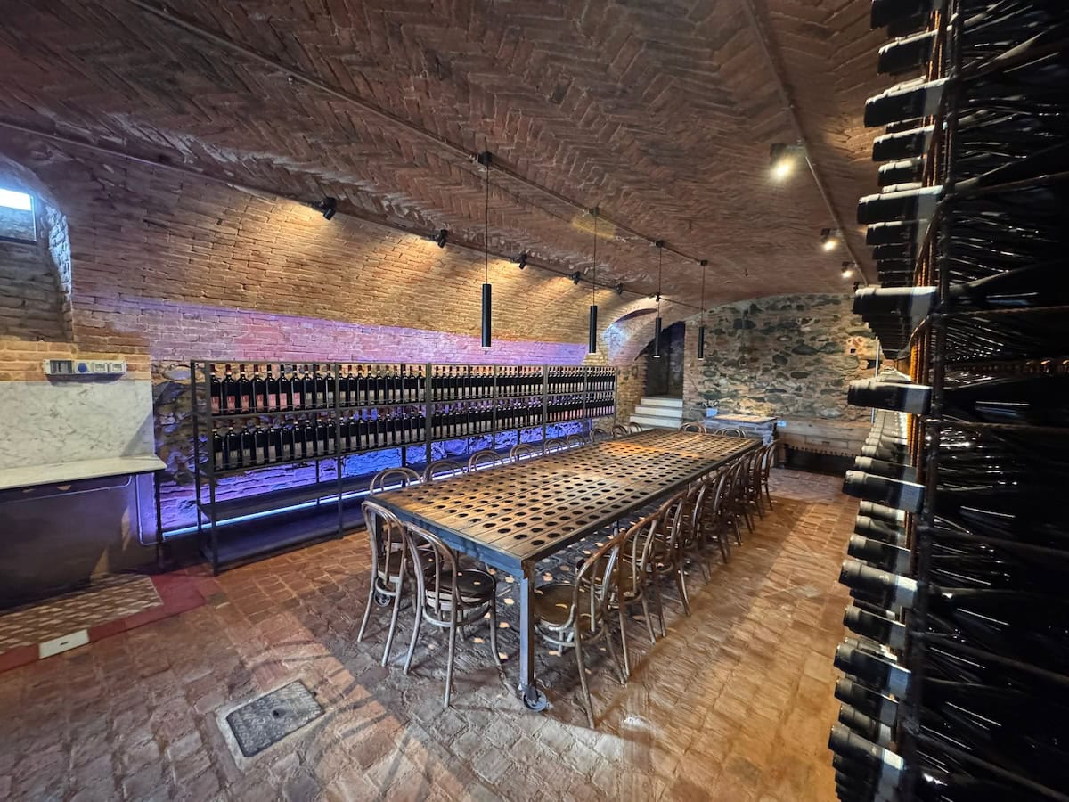 Cà Mariuccia inaugura la nuova cantina e rilancia il racconto dell’Albugnano DOC