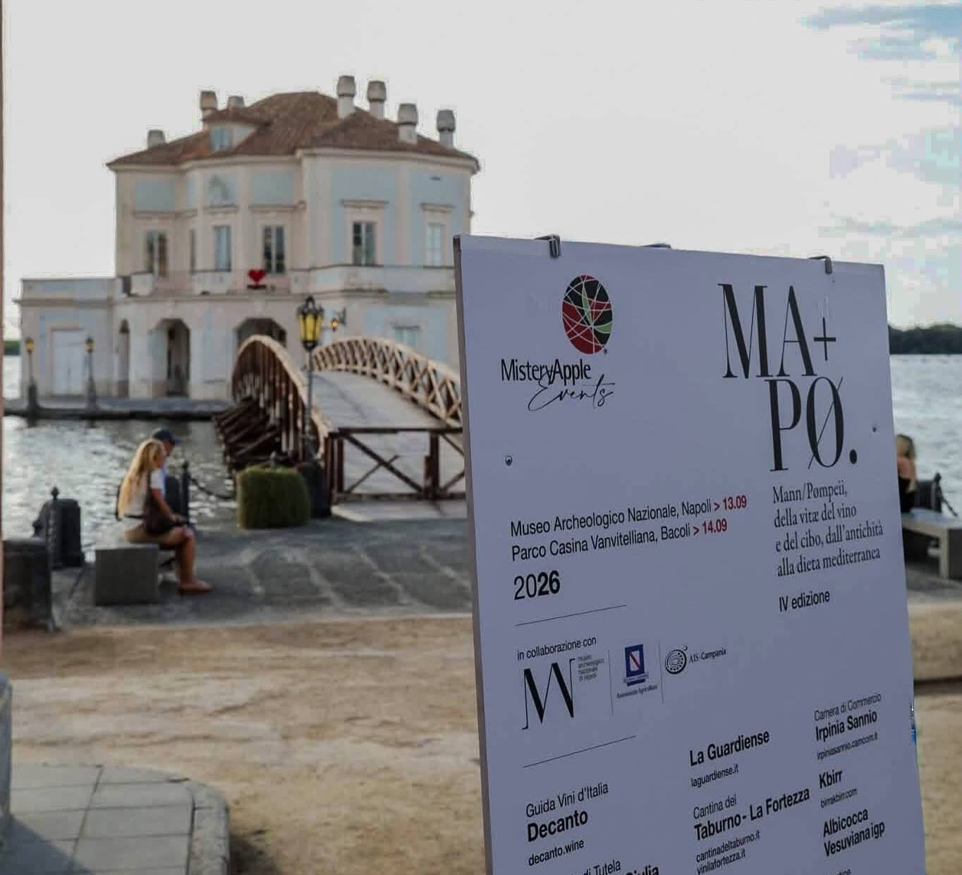 Tre Cavatappi in Tour: I migliori vini Untold tra il MANN e la Casina Vanvitelliana