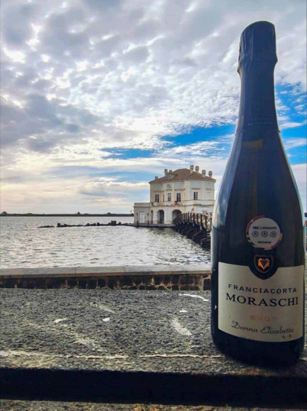 Franciacorta - Tenuta Moraschi - Casina Vanvitelliana